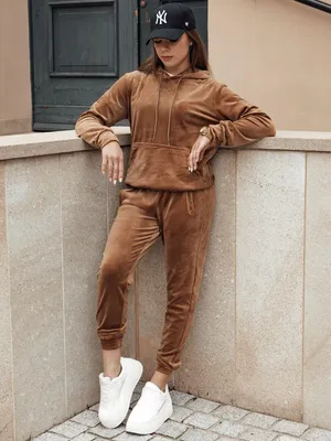 Zdjęcie produktu dla Welurowy komplet damski RELAX FIT brązowy XL