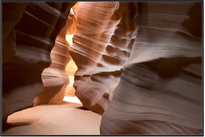 Produktbild von Wallario Wandbild Antelope Canyon Arizona  USA, Größe: 61 x 91,50 cm, Poster mit schwarzem Aluminiumrahmen