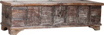 Produktbild von Vintage Holzbox, Holztruhe, Couchtisch, Kaffeetisch aus Massivholz, Verziert - Modell 54, Braun, 40*142*41 cm, Truhen, Kisten, Koffer