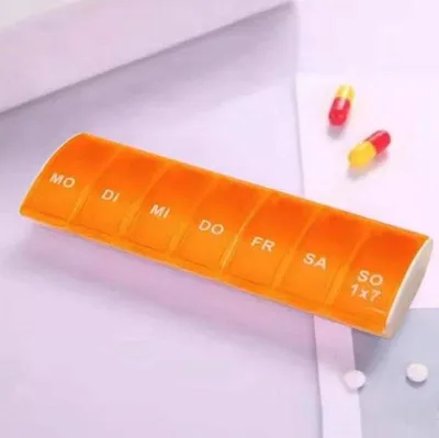 Produktbild von Medikamentenbox - 7-Tages-Pillenbox - 7 Kompartimente - Orange - 1 Woche - 7 große Fächer