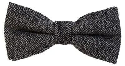 Produktbild von DonDon Herren Fliege 12 x 6 cm Fischgrät-Muster gebunden und stufenlos justierbar aus Baumwolle im Tweed Style schwarz-grau