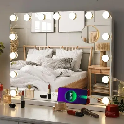Obrázok produktu pre Zrkadlo s LED osvetlením v hollywoodskom štýle, s 15 stmívateľnými LED žiarovkami, 3 farbami svetla, nastaviteľnou intenzitou a USB nabíjacím portom (58 x 46 cm)