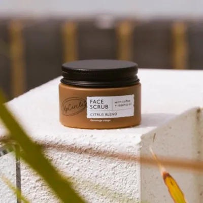 Obrázek produktu pro UpCircle Kávový peeling pro suchou pleť - Citrusový, 30ml