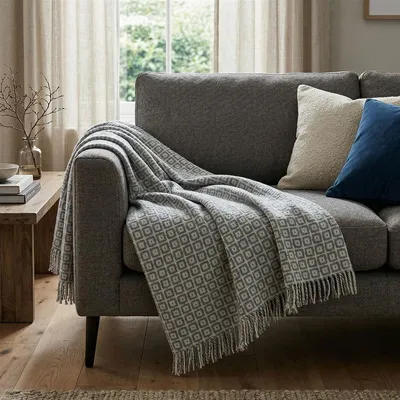 Produktbild von Webdecke "Ikarus" mit Fransensaum, extra weich, creme / blau / grau, Kuscheldecke, Sofadecke