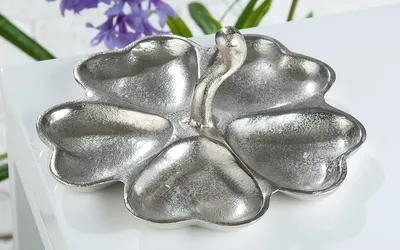 Produktbild von Gilde Schale "Kleeblatt" Aluminium silberfarben 48615