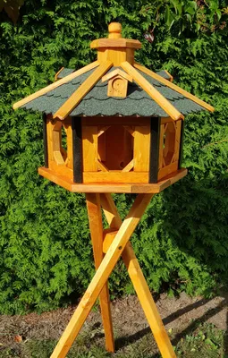 Produktbild von XL Vogelhaus mit Ständer grün Typ 11 aus Holz 57x38 cm NEU