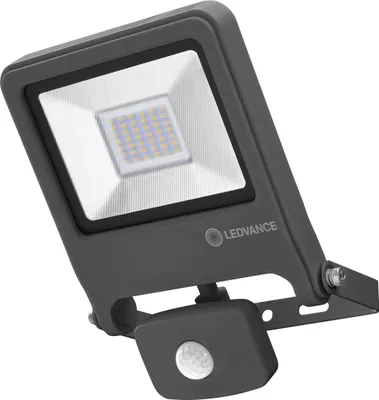 Produktbild von LEDVANCE LED Fluter, Leuchte für Außenanwendungen, Kaltweiß, Integrierter Tageslicht- und Bewegungssensor, Endura Flood Sensor