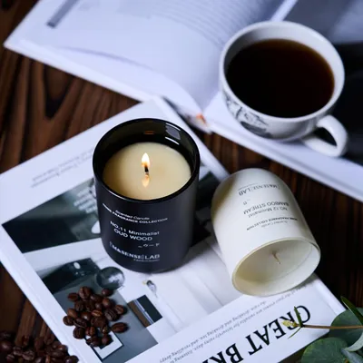 Image de Bougie parfumée, vanille et bois de santal, 150 ml, pour la relaxation