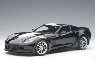 Zdjęcie produktu dla Chevrolet Corvette C7 Grand Sport 2017 czarno-biały model samochodu 1:18 Autoart