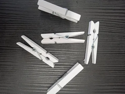 Obrázek produktu pro Dřevěný kolíček bílý 7x48 / 1ks