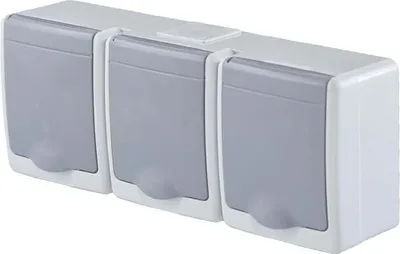 Produktbild von Aufputz Schuko 3-fach Steckdose IP44, Farbe grau serie BETA