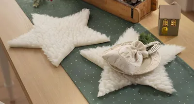 Produktbild von 2x Dekofell "Stern" in creme, Ø 40 cm, Kunstfell, Tischdeko, Sitzauflage