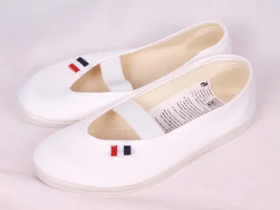 Obrázok produktu pre Cvičky / jarmilky bílé 333 30