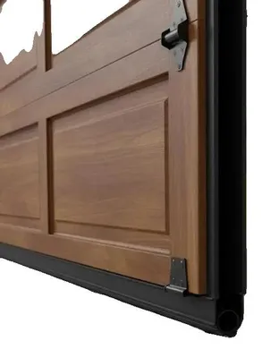 Productafbeelding van Garagedeur-afdichtingsstrips, duurzaam materiaal, eenvoudige installatie, legergroen