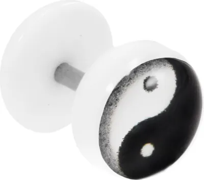 Produktbild von Fake Plug Ohrstecker mit Motiv Yin-Yang