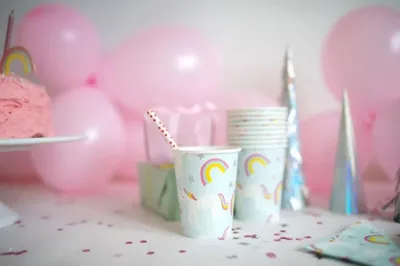 Produktbild von Einhorn Becher - Partygeschirr, Tischdeko, Kindergeburtstag