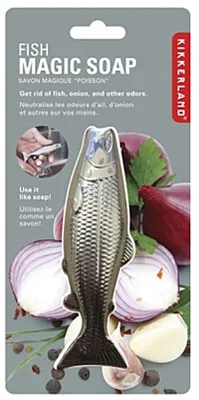 Immagine prodotto di Kikkerland Sapone Magico Pesce Sapone Magico Acciaio Inox Anti Cipolla Aglio Pesce