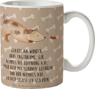 Produktbild von Mr. & Mrs. Panda Becher Hund Marienkäfer - Hundeglück - Geschenk, Tierliebhaber, Positiv, Kaffeetasse, Mischlingshund, Teetasse, Kaffeepott, Geschenktasse, Tasse, Hunde