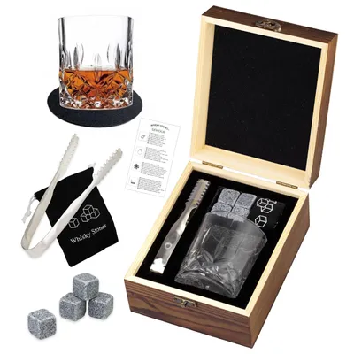 Produktbild von Whisky Geschenkset mit Glas und Whisky-Kühlsteinen in Holzbox Geschenkidee