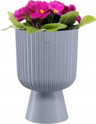 Produktbild von KADAX Blumentopf in Kelchform "Golem", aus Kunststoff, Pflanzgefäß, Pflanzschale, 14 cm, Grau
