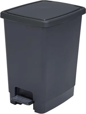 Productafbeelding van Pedaalemmer - Afvalbak - Afvalbeheer - Gemaakt van gerecycled plastic - 30 Liter - Zwart