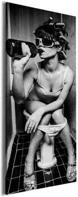 Produktbild von Wallario Premium Leinwandbild Kloparty - Sexy Frau auf Toilette mit Weinflasche in Größe 80 x 200 cm