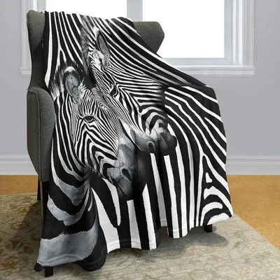 Imagen del producto de Ibenzoa® Manta de confort, 150x200 cm – manta suave de franela y forro polar, ideal para el sofá, la cama y para llevar, lavable a 30°C, apta para secadora, y con tratamiento anti-bolitas en ambas caras