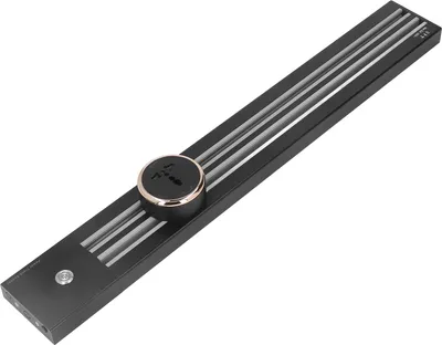 Zdjęcie produktu dla Gniazdo naścienne z podwójną szczeliną 60cm i 3 adapterami 250VAC 8000W 32A 3 uniwersalne adaptery