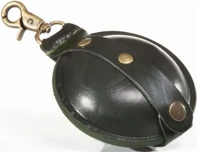 Produktbild von Schlüsselanhänger / Kleingeldbörse groß Sattelleder 9cm grün