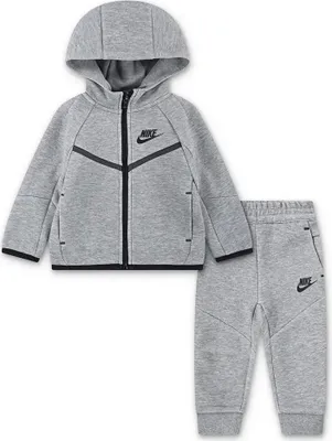 Produktbild von Nike Kids Tech Fleece Set Grau 5-6 Years Jungen,Mädchen Grau 5-6 Years