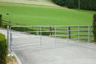 Produktbild von Weidezauntore ausziehbar, Höhe 1,1 m - Länge min. - max.: 5,0 - 6,0 m