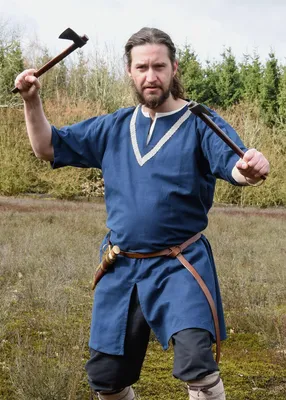 Image de Tunique médiévale Ailrik avec bordure, manches courtes, bleu - Vêtements médiévaux hommes Costumes Viking LARP Taille : M