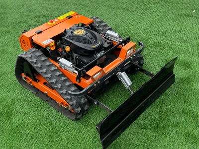 Produktbild von Ferngesteuerter Motor-Rasenmäher CW-500 Orange Böschungsmäher mit Schneepflug