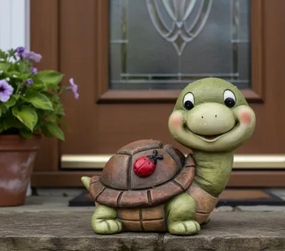 Produktbild von Schildkröte Frida Dekofigur mit Marienkäfer 29cm Magnesia