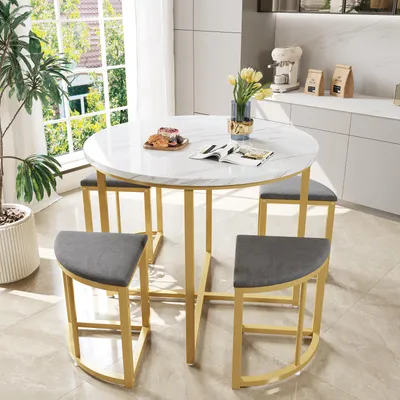 Produktbild von Esszimmertisch-Set mit vier Stühlen,Essgruppe mit MDF-Tischplatte und vergoldeten Eisenrahmen,Samtstuhl,Moderne Luxustische und-stühle