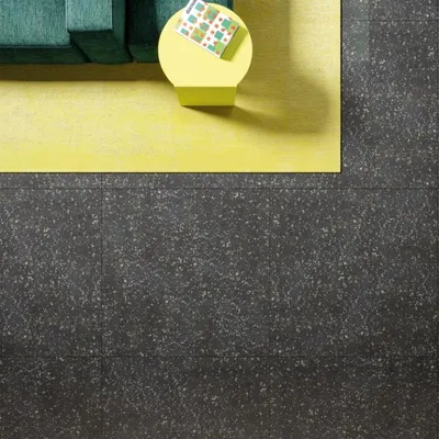 Zdjęcie produktu dla CASA39 Płytki Terrazzo Czarne 60x120 cm Gigacer z klasycznymi wtrąceniami