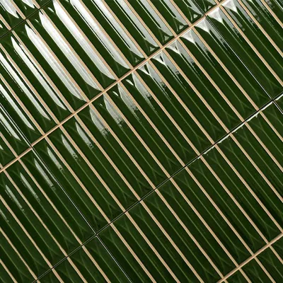 Produktbild von Fliese Muscat Grün Grün Glänzend | 20x20 VORGESCHNITTEN (1,5x10) | 1 m²/s