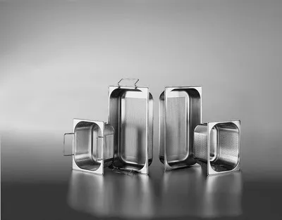 Produktbild von B.PRO GN-Deckel 18/10 Edelstahl, mit Griffmulde, GN: 1/4