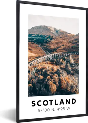 Produktbild von MuchoWow® Gerahmtes Poster Schottland - Brücke - Hügel 40x60 cm - Poster mit Schwarzem Bilderrahmen Wandposter Rahmen Foto Bilder - Papierdruck - Wandbilder