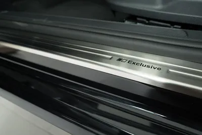 Produktbild von Edelstahl Exclusive Einstiegsleisten passend für VW Golf 7 Bj. 2012-2021, Farbe:Silber