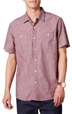 Zdjęcie produktu dla Koszulka męska Essentials z tkaniny chambray, krótki rękaw, kolor burgundowy, rozmiar M