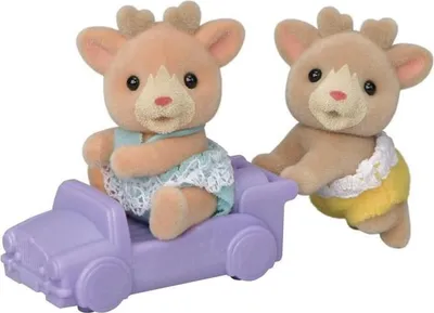 Immagine prodotto di Bambola Sylvanian Families, gemelli renna bianchi, con locomotiva, personaggi mobili, dai 3 anni in su
