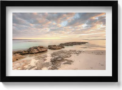 Produktbild von Strandlandschaft, Meer und Himmel– Wandbild mit Rahmen – Gerahmtes Bild  – Wanddekoration – 30x20 cm –  Schwarz Rahmen