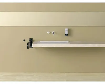 Produktbild von HEWI Stützklappgriff 600mm rubinrot, 1 Stk.
