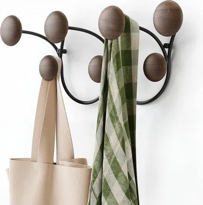 Produktbild von Famanu Wandgarderobe mit 7 Haken - Schwarz/Walnuss