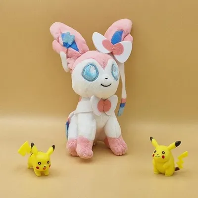 Produktbild von Pokemon Feelinara Kuscheltier - 18 cm Plüschtier Sylveon