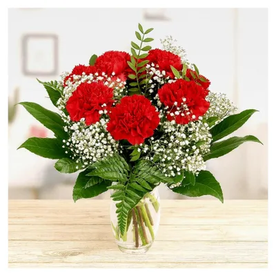 Produktbild von Handgebundener Blumenstrauß mit roten Nelken, Schleierkraut und frischem Bindegrün