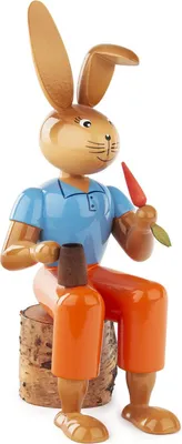 Produktbild von Osterfigur Hase mit Möhre bunt BxHxT 8x21x10,5cm NEU
