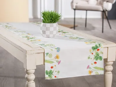 Produktbild von Gilde Tischläufer, rechteckig, "Wild Flowers", Blumendesign, Polyester, creme, VE 4, B. 40 cm, H. 140 cm