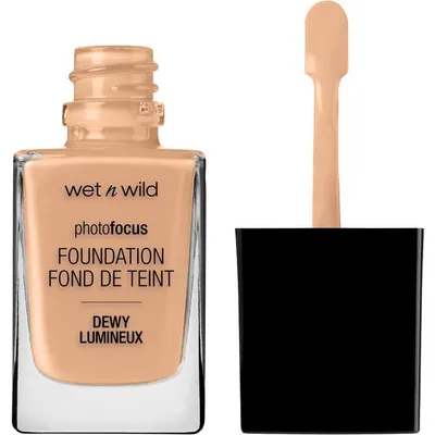 Obrázek produktu pro Wet n Wild Foto Focus Dewy Make-up v odstnu Klasick Beige 28ml